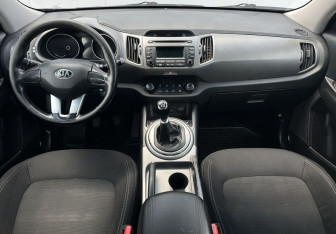 Подержанный автомобиль Kia Sportage 2014 года (10 фото)