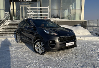 Подержанный автомобиль Kia Sportage 2017 года (3 фото)
