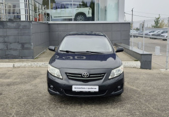 Подержанный автомобиль Toyota Corolla Sedan 2006 года (2 фото)