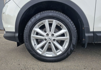 Подержанный автомобиль Nissan Qashqai 2014 года (14 фото)