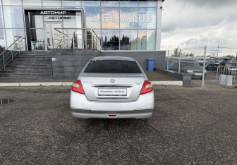 Подержанный автомобиль Nissan Teana 2009 года (6 фото)