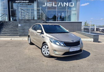 Подержанный автомобиль Kia Rio Sedan 2012 года (3 фото)