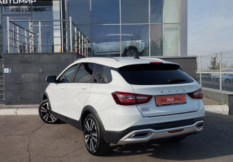 Подержанный автомобиль LADA (ВАЗ) Vesta Wagon 2023 года (7 фото)