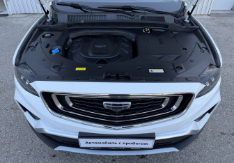Подержанный автомобиль Geely Atlas Pro 2023 года (14 фото)