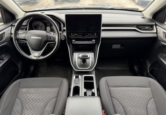 Подержанный автомобиль Haval M6 2024 года (10 фото)