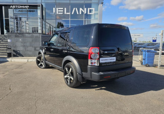 Подержанный автомобиль Land Rover Discovery 2012 года (7 фото)