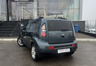 Подержанный автомобиль Kia Soul 2011 года (7 фото)