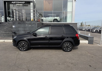 Подержанный автомобиль LADA (ВАЗ) Granta Wagon 2023 года (8 фото)