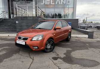 Подержанный автомобиль Kia Rio Sedan 2011 года (1 фото)