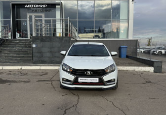 Подержанный автомобиль LADA (ВАЗ) Vesta Sedan 2020 года (2 фото)