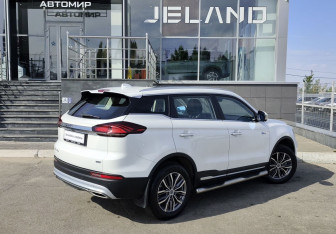 Подержанный автомобиль Geely Atlas Pro 2023 года (5 фото)