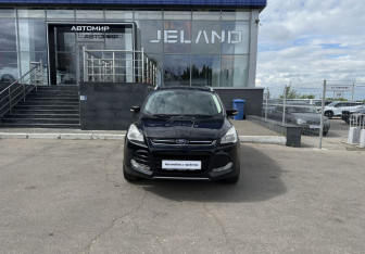 Подержанный автомобиль Ford Kuga 2013 года (2 фото)