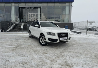 Подержанный автомобиль Audi Q5 2012 года (3 фото)