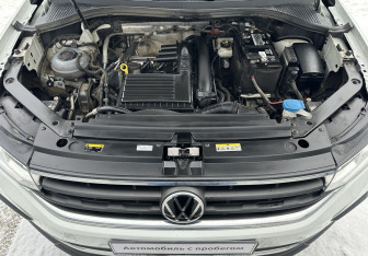 Подержанный автомобиль Volkswagen Tiguan 2021 года (13 фото)