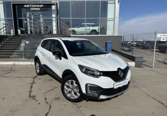 Подержанный автомобиль Renault Kaptur 2016 года (3 фото)