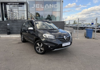 Подержанный автомобиль Renault Koleos 2013 года (3 фото)