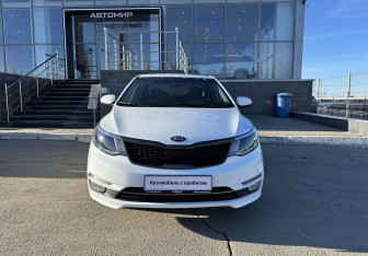 Подержанный автомобиль Kia Rio Sedan 2016 года (2 фото)