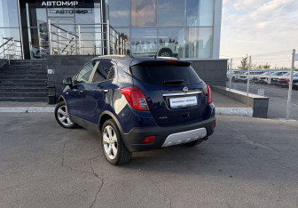 Подержанный автомобиль Opel Mokka 2013 года (7 фото)