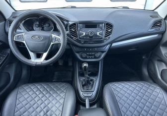 Подержанный автомобиль LADA (ВАЗ) Vesta Sedan 2019 года (10 фото)