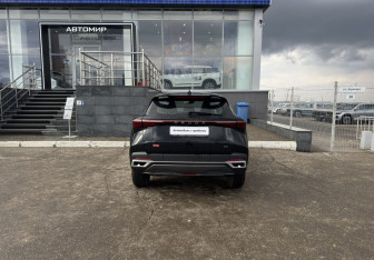 Подержанный автомобиль Omoda C5 2024 года (6 фото)