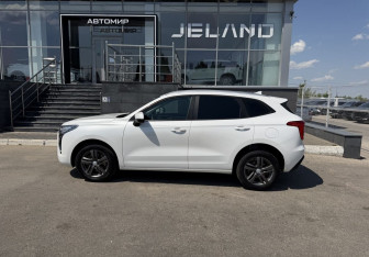 Подержанный автомобиль Haval Jolion 2023 года (8 фото)