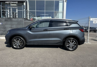 Подержанный автомобиль Geely Coolray 2021 года (8 фото)