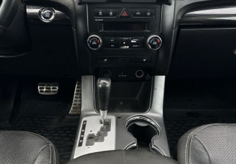 Подержанный автомобиль Kia Sorento 2011 года (11 фото)