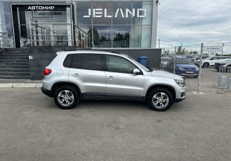 Подержанный автомобиль Volkswagen Tiguan 2012 года (4 фото)