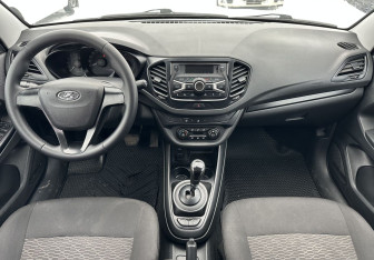 Подержанный автомобиль LADA (ВАЗ) Vesta Sedan 2017 года (10 фото)