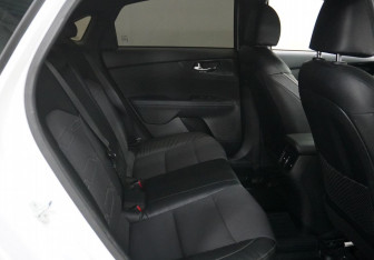 Подержанный автомобиль Kia Cerato Sedan 2021 года (13 фото)