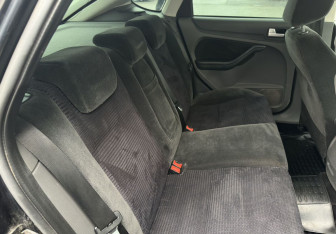 Подержанный автомобиль Ford Focus Hatchback 2007 года (12 фото)