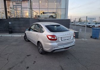 Подержанный автомобиль LADA (ВАЗ) Granta Liftback 2024 года (7 фото)
