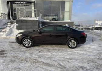 Подержанный автомобиль Opel Insignia Sedan 2012 года (8 фото)