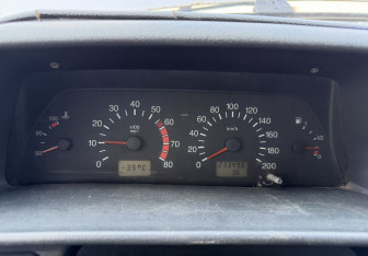 Подержанный автомобиль LADA (ВАЗ) 2114 2004 года (9 фото)