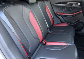 Подержанный автомобиль Geely Coolray 2024 года (12 фото)