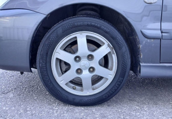 Подержанный автомобиль Mitsubishi Lancer Wagon 2008 года (14 фото)