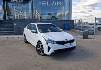 Подержанный автомобиль Kia Rio Sedan 2020 года (3 фото)