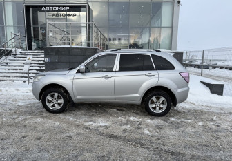 Подержанный автомобиль Lifan X60 2012 года (8 фото)