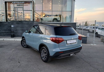 Подержанный автомобиль Suzuki Vitara 2020 года (7 фото)