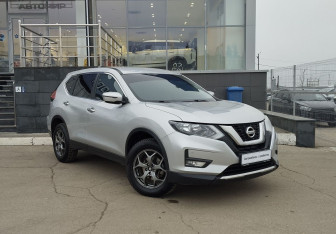 Подержанный автомобиль Nissan X-Trail 2020 года (3 фото)