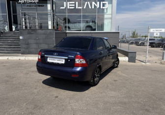 Подержанный автомобиль LADA (ВАЗ) Priora Sedan 2013 года (5 фото)