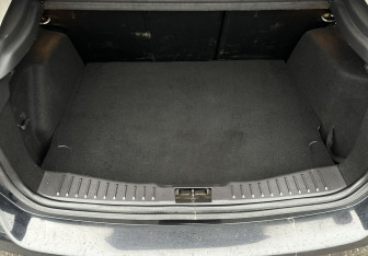 Подержанный автомобиль Ford Focus Hatchback 2014 года (15 фото)