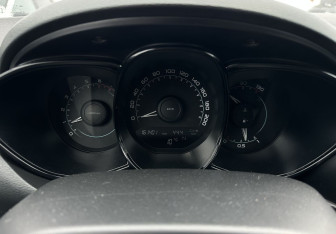 Подержанный автомобиль LADA (ВАЗ) Vesta Sedan 2017 года (9 фото)