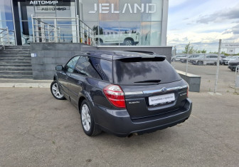 Подержанный автомобиль Subaru Legacy Wagon 2007 года (7 фото)
