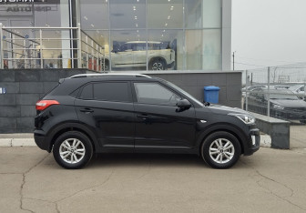 Подержанный автомобиль Hyundai Creta 2019 года (4 фото)