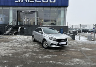 Подержанный автомобиль LADA (ВАЗ) Vesta Sedan 2016 года (3 фото)