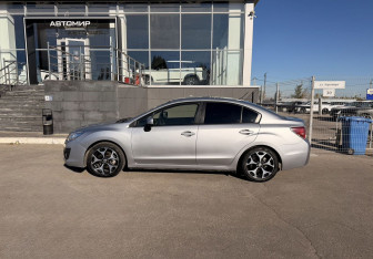 Подержанный автомобиль Subaru Impreza Sedan 2012 года (8 фото)