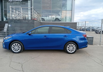 Подержанный автомобиль Kia Cerato Sedan 2020 года (8 фото)