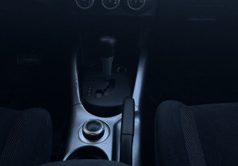 Подержанный автомобиль Mitsubishi Outlander 2008 года (11 фото)