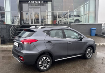 Подержанный автомобиль JAC JS3 2023 года (5 фото)